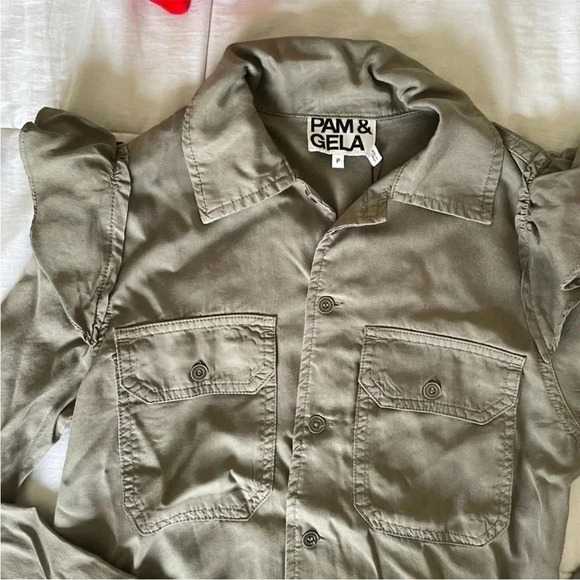 Pam & Gela ruffle army shirt in Loden - Picture 4 of 14